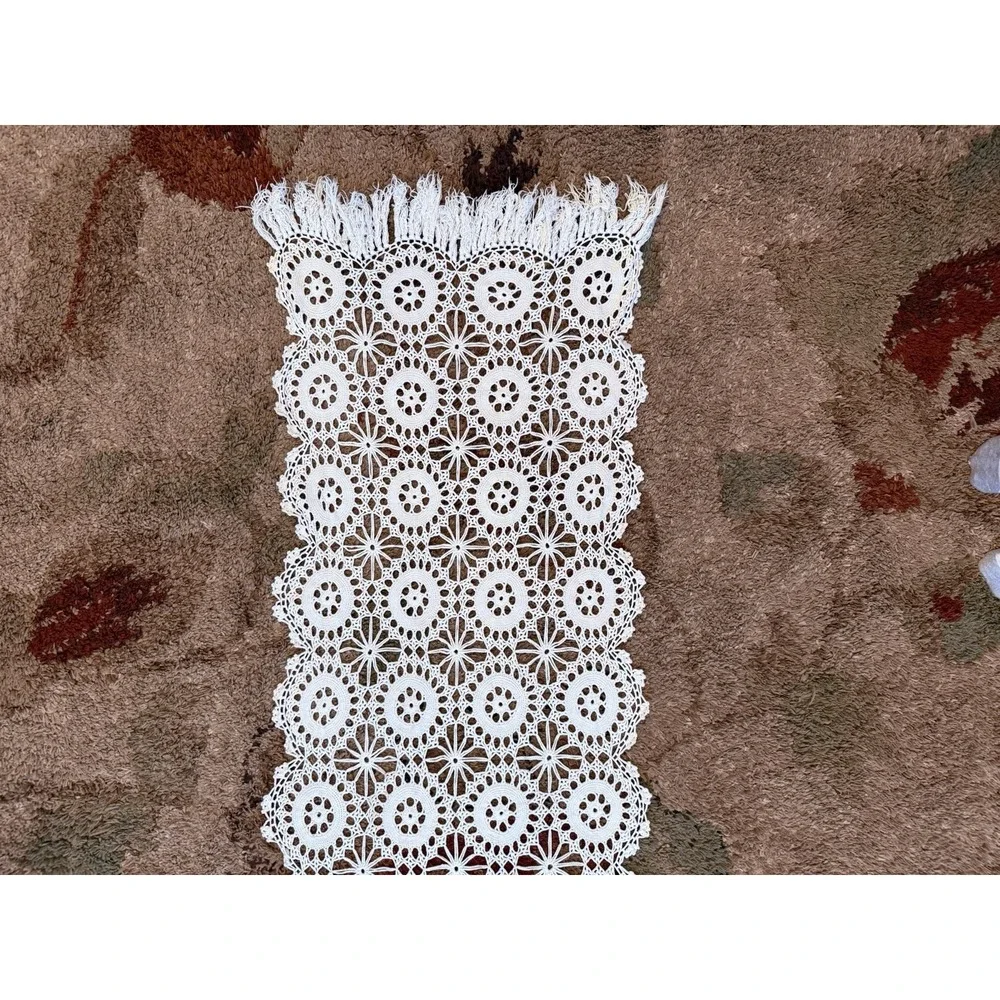 VTG Cream Cotton Handmade Fine Crochet Lace Fringe Table Runner‎ 23x49